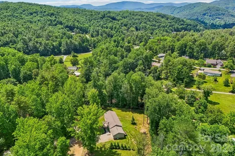 51 Hermit Springs Trail Hendersonville NC 28739