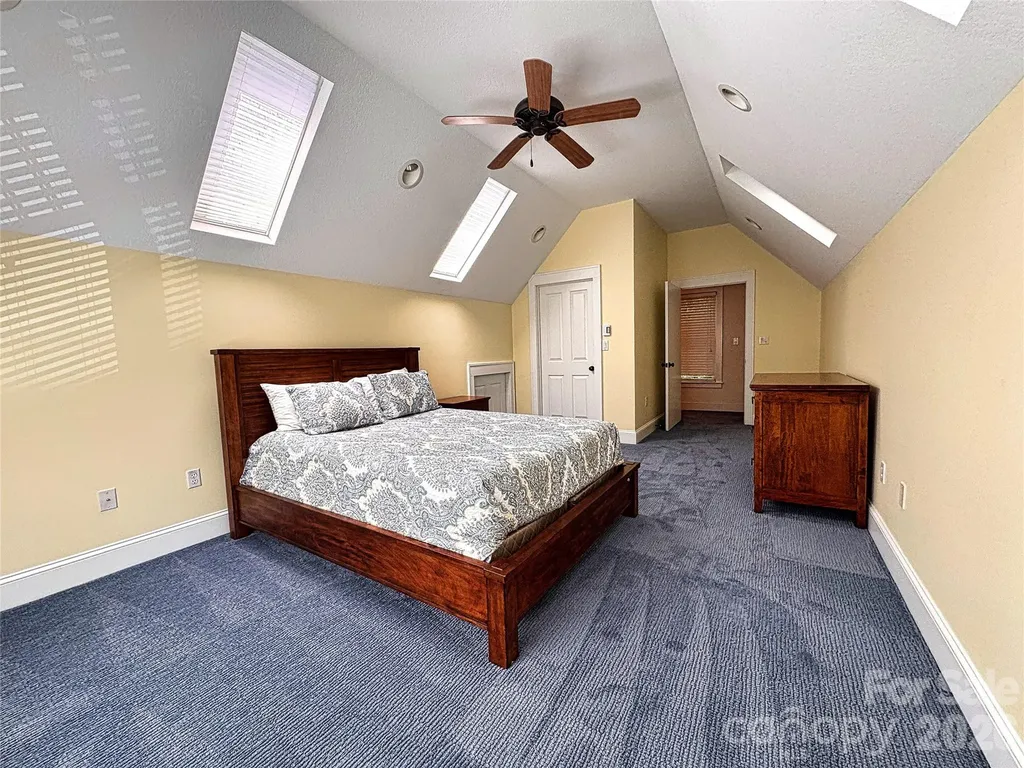 108 Flame Azalea Drive Swannanoa NC 28778