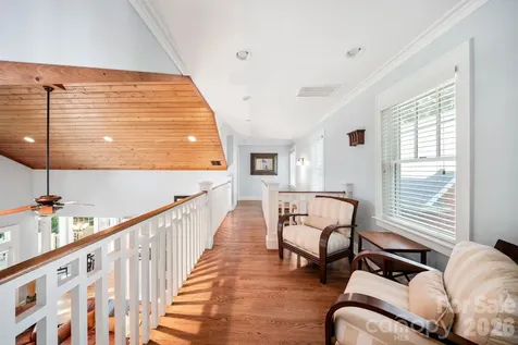 108 Flame Azalea Drive Swannanoa NC 28778