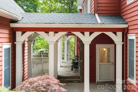 108 Flame Azalea Drive Swannanoa NC 28778
