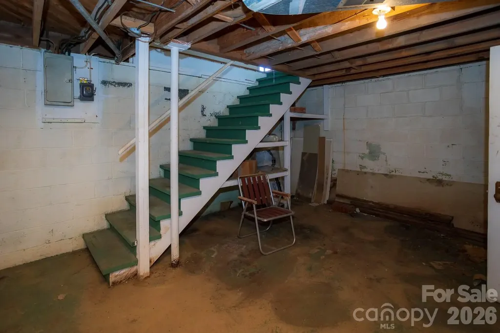 115 Church Street Burnsville NC 28714