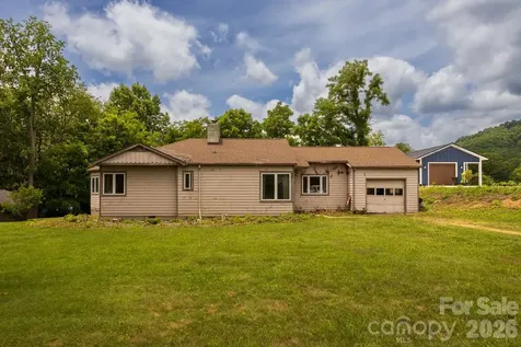 115 Church Street Burnsville NC 28714