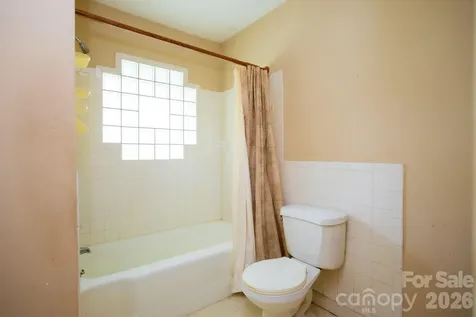 115 Church Street Burnsville NC 28714