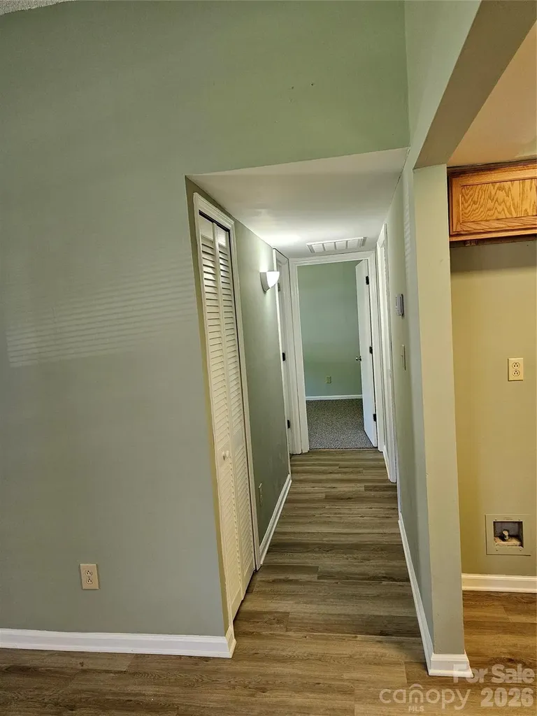 1831 J Julian Lane Charlotte NC 28208