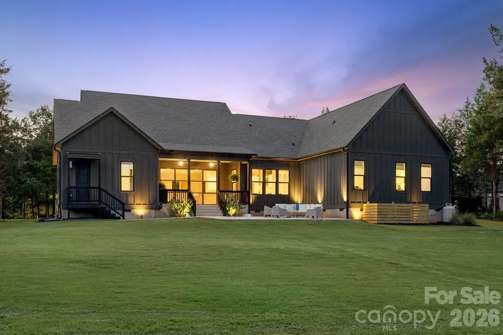 6816 W Duncan Road Indian Trail NC 28079