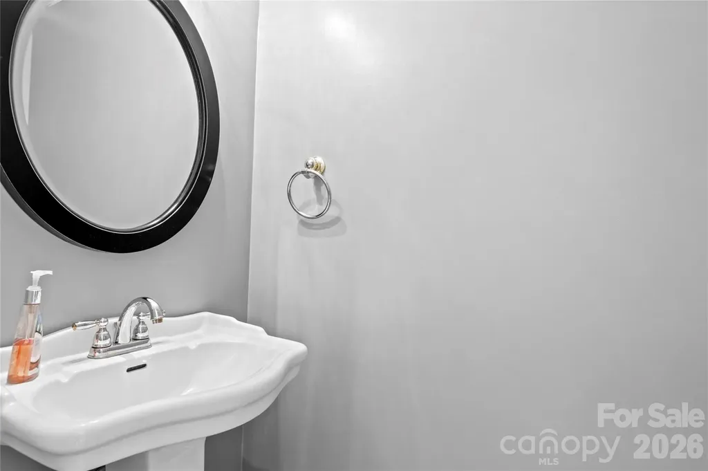 3138 Burke Mill Court Winston Salem NC 27103