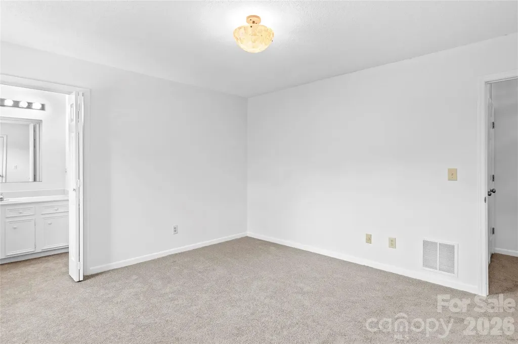 3138 Burke Mill Court Winston Salem NC 27103