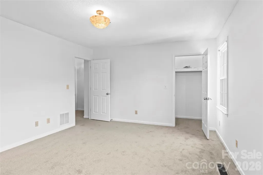 3138 Burke Mill Court Winston Salem NC 27103