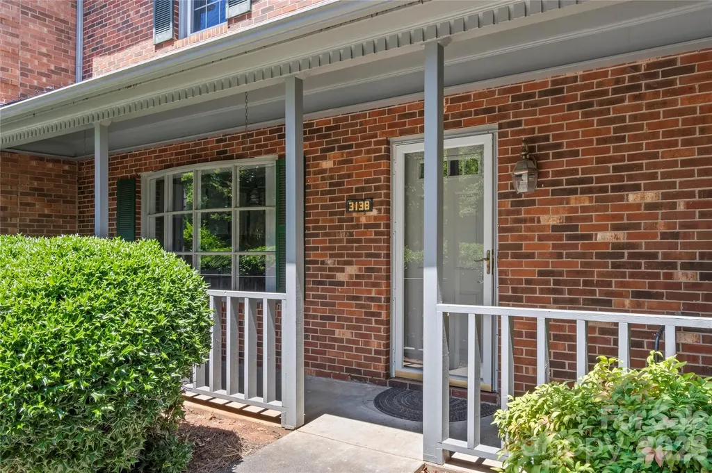 3138 Burke Mill Court Winston Salem NC 27103