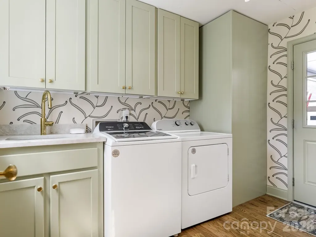 2901 Valencia Terrace Charlotte NC 28211