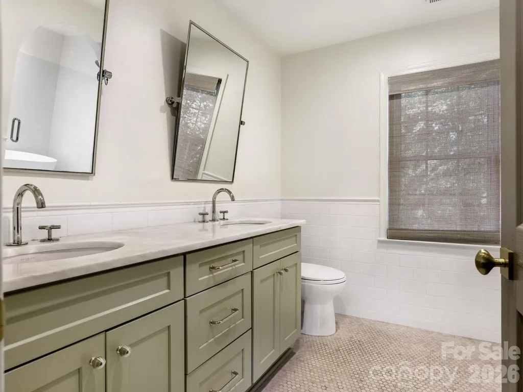 2901 Valencia Terrace Charlotte NC 28211