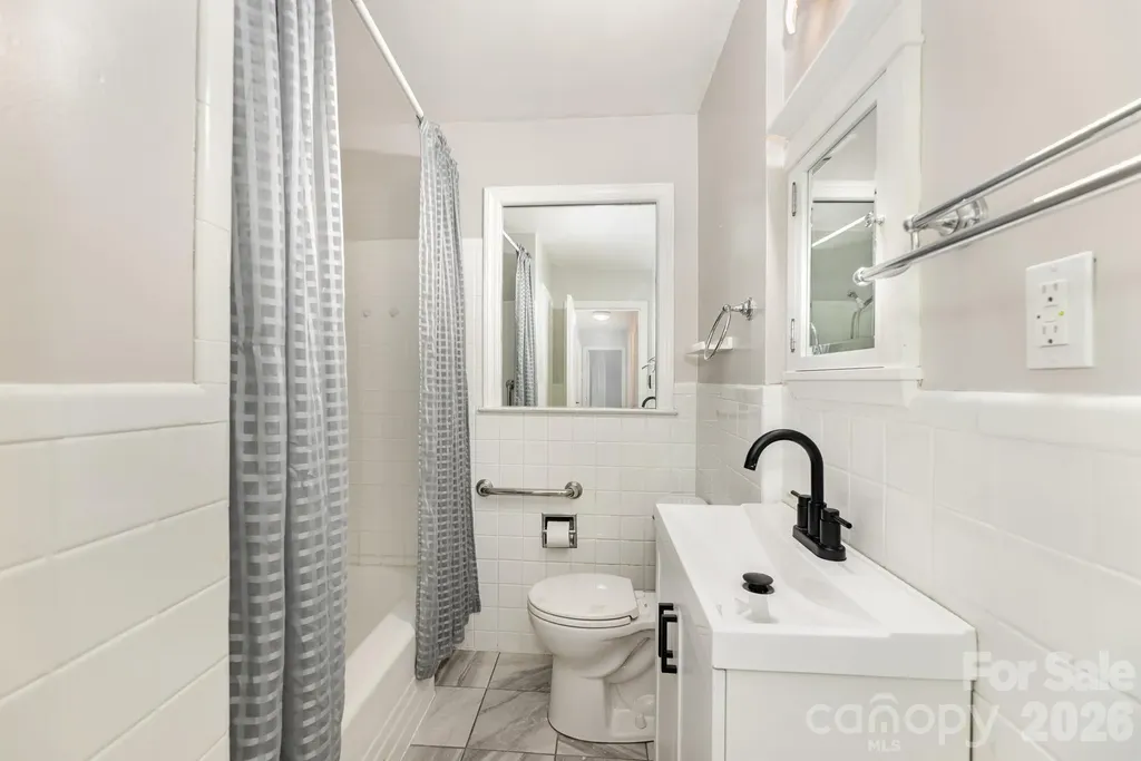 1355 Leheigh Court Winston Salem NC 27103