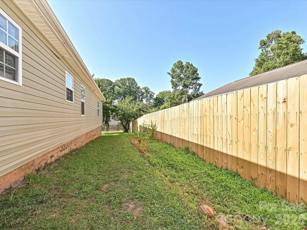 817 Wainwright Avenue Charlotte NC 28206