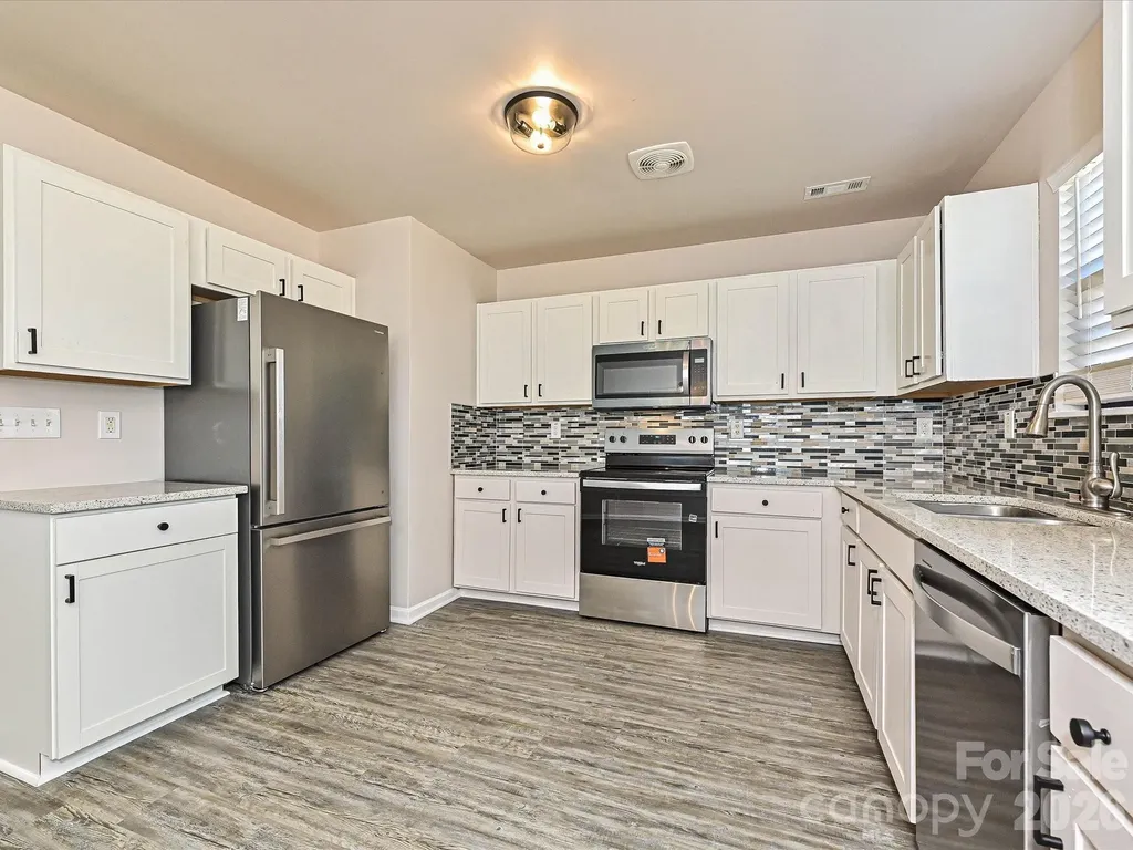 817 Wainwright Avenue Charlotte NC 28206