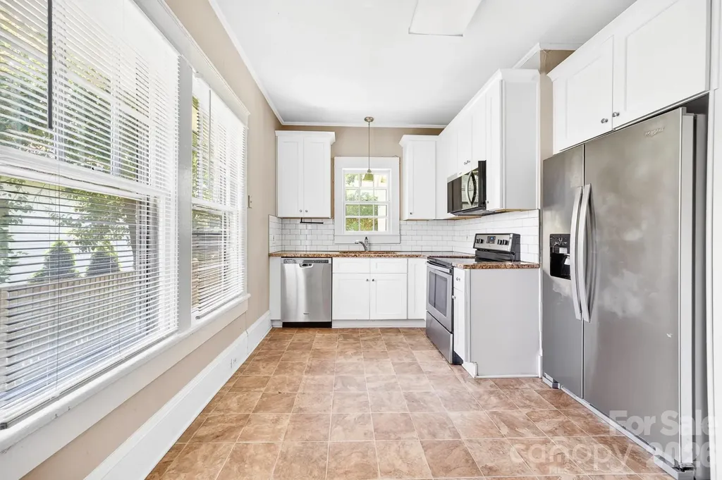 11 Cedar Street Belmont NC 28012