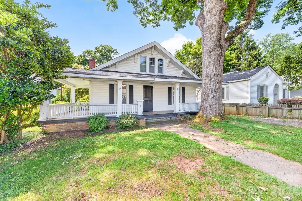 11 Cedar Street Belmont NC 28012