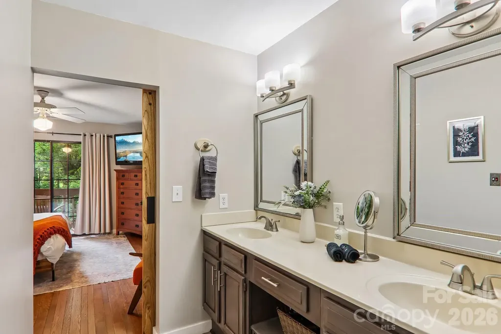 125 Nugget Lane Sylva NC 28779