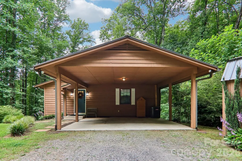 125 Nugget Lane Sylva NC 28779