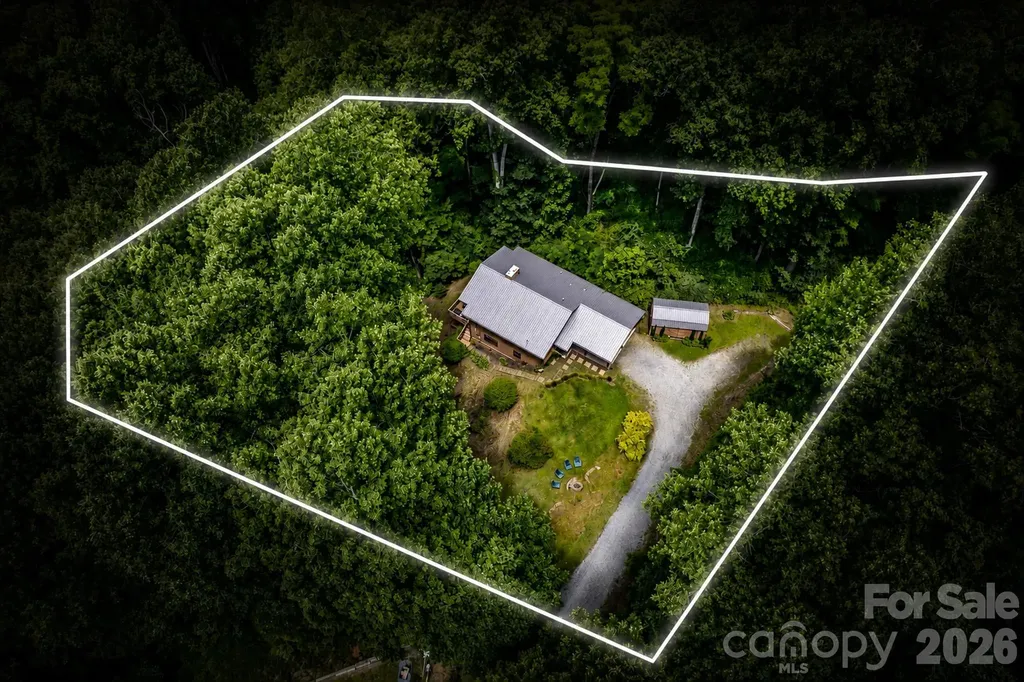 125 Nugget Lane Sylva NC 28779