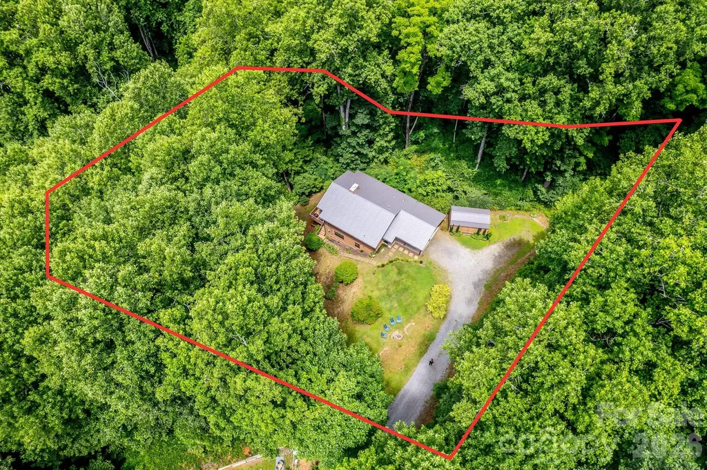125 Nugget Lane Sylva NC 28779