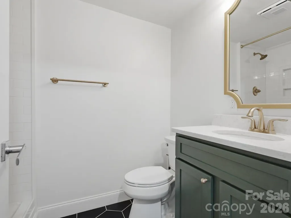6819 Woodstock Drive Charlotte NC 28210
