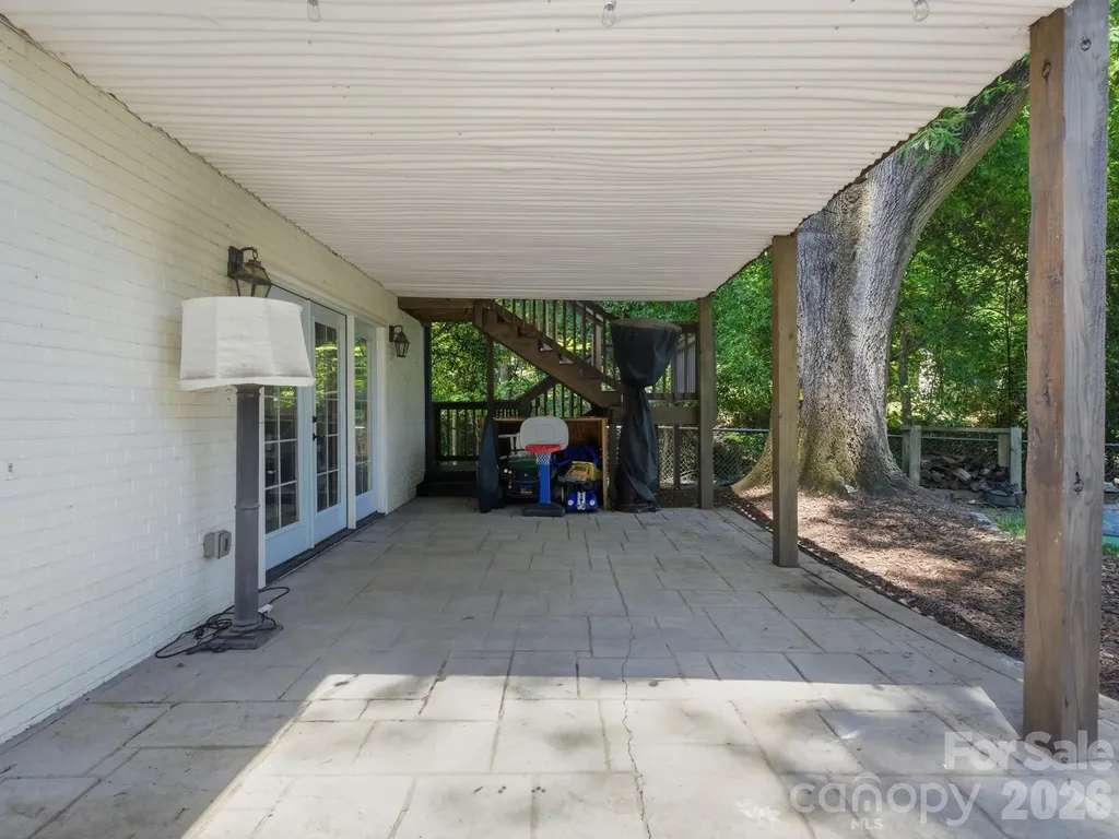 6819 Woodstock Drive Charlotte NC 28210