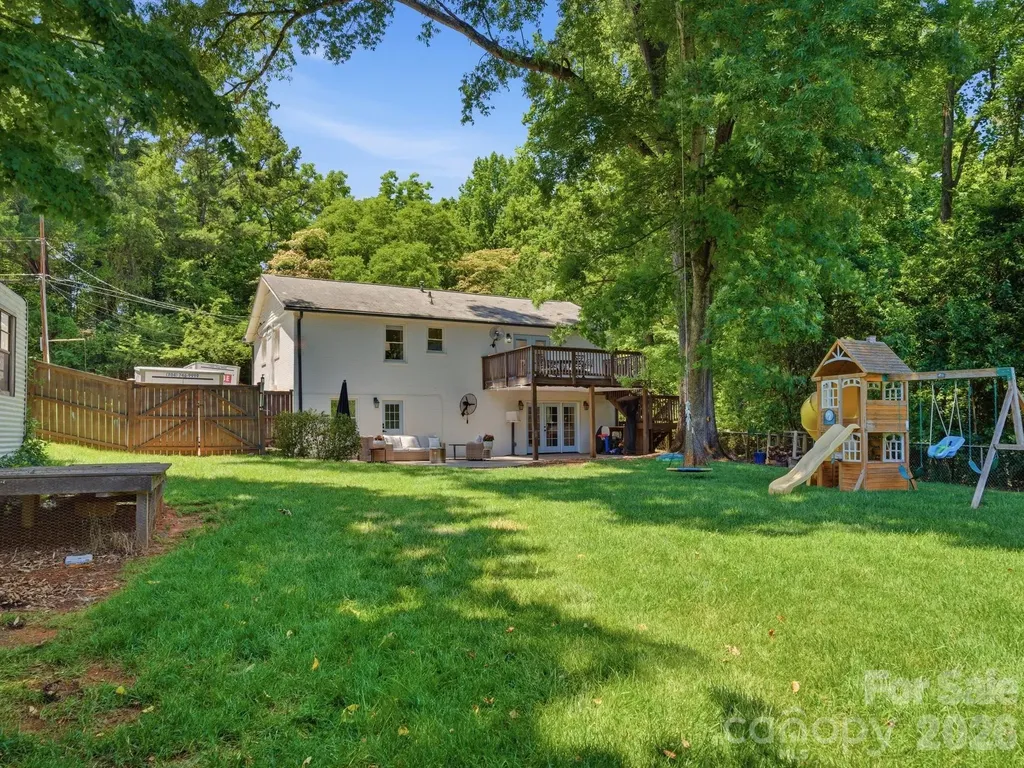 6819 Woodstock Drive Charlotte NC 28210