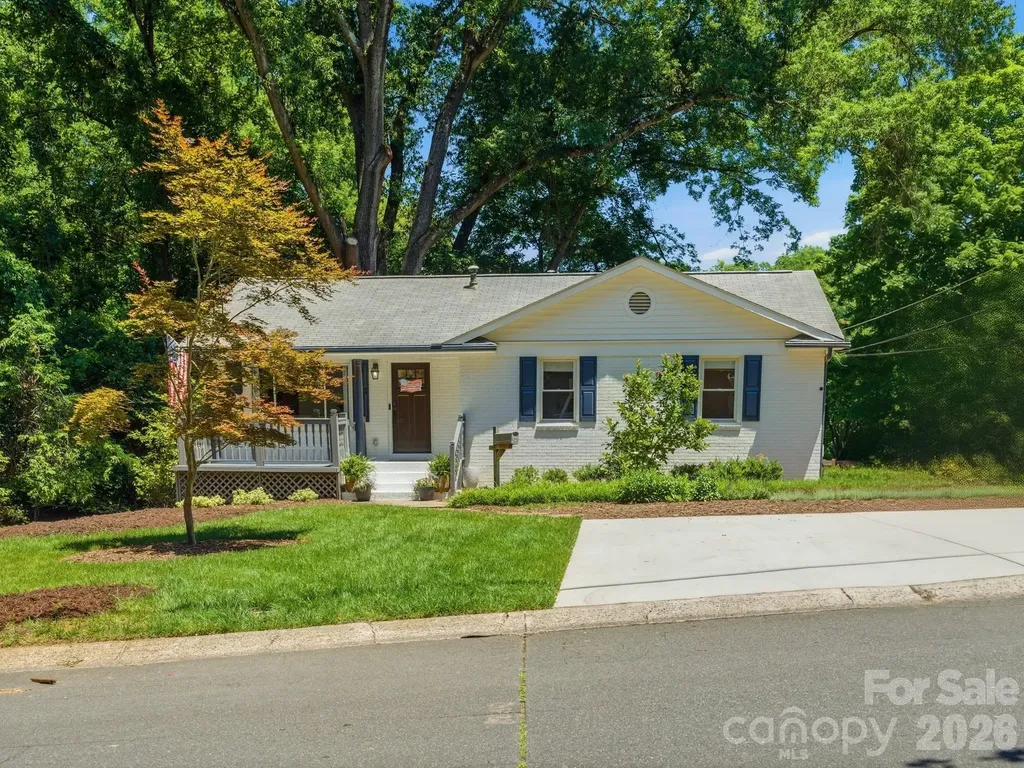 6819 Woodstock Drive Charlotte NC 28210