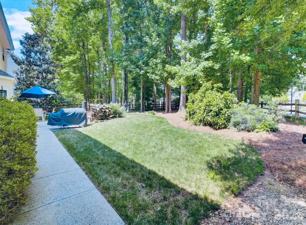 2908 Pinewood Hill Drive Matthews NC 28105