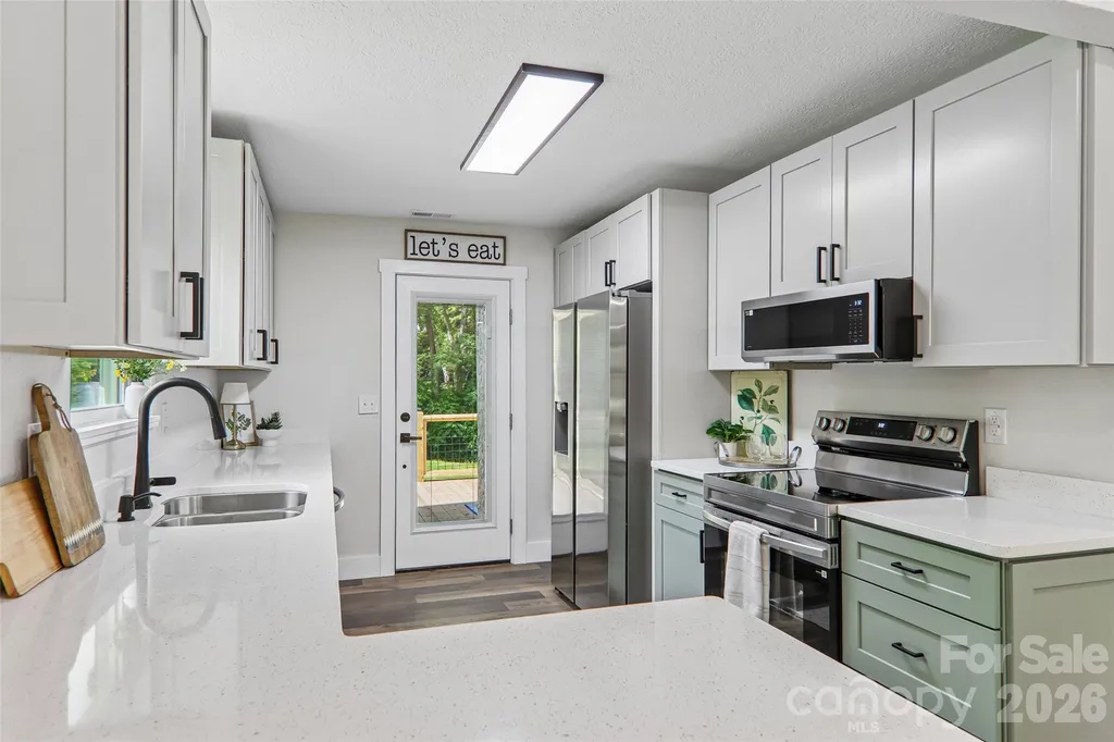 169 East Street Waynesville NC 28786