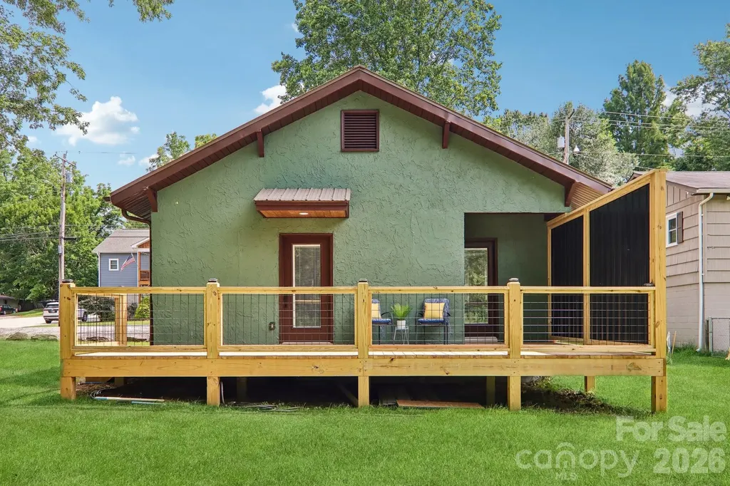 169 East Street Waynesville NC 28786