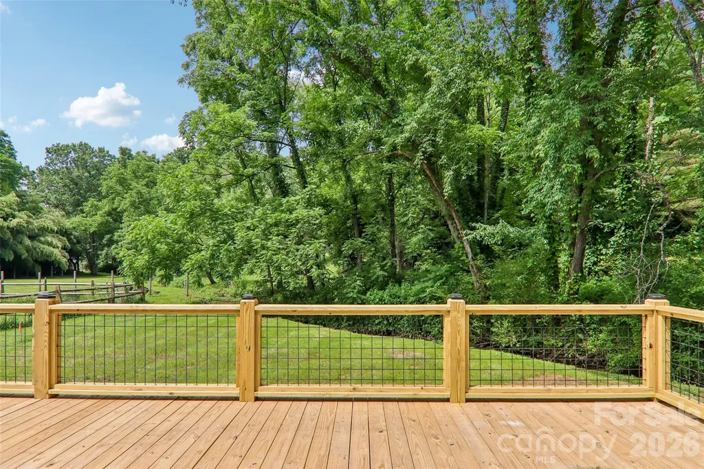 169 East Street Waynesville NC 28786