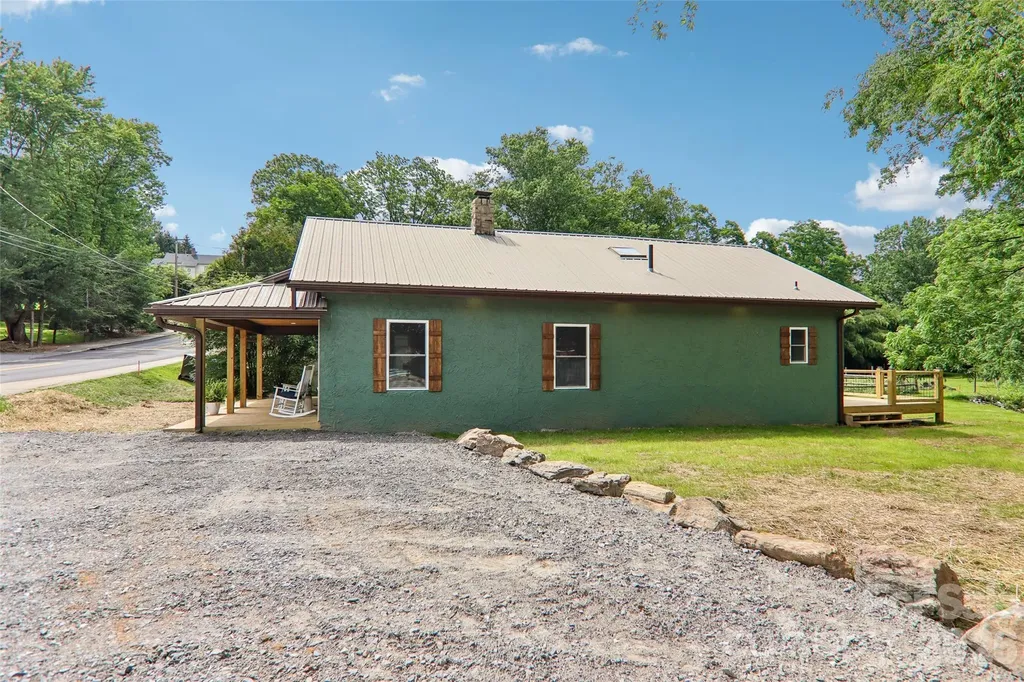 169 East Street Waynesville NC 28786