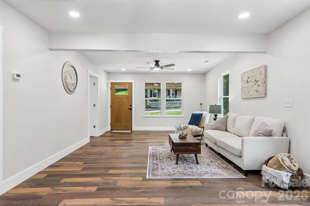 169 East Street Waynesville NC 28786