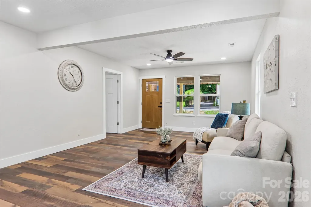 169 East Street Waynesville NC 28786