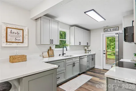 169 East Street Waynesville NC 28786