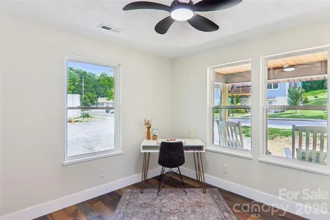 169 East Street Waynesville NC 28786