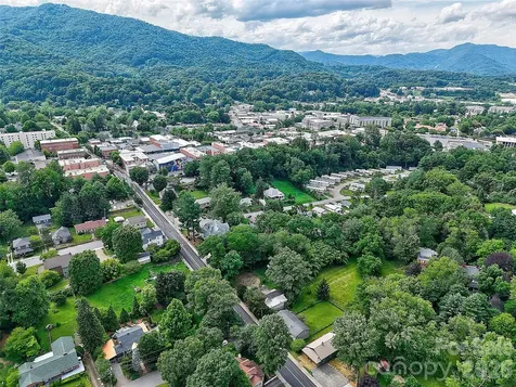 169 East Street Waynesville NC 28786