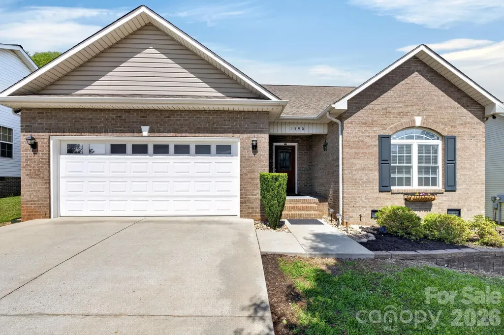 1590 Mayfair Drive Conover NC 28613