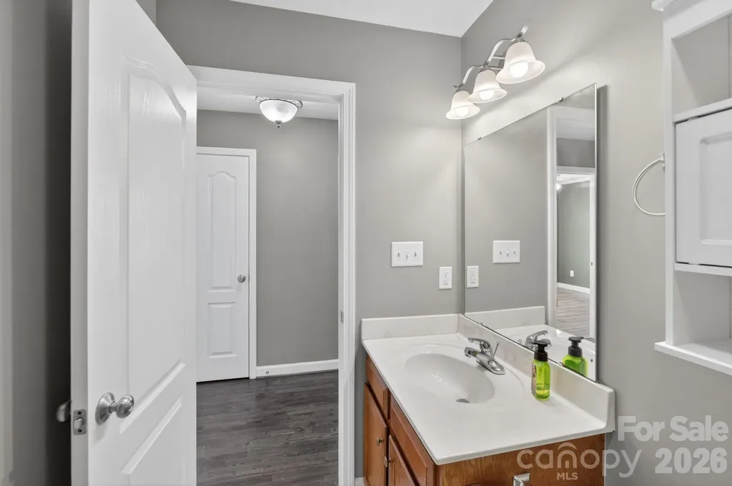 1590 Mayfair Drive Conover NC 28613