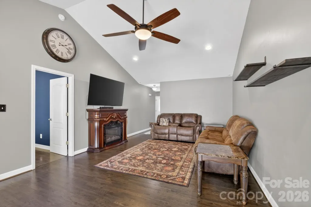 1590 Mayfair Drive Conover NC 28613
