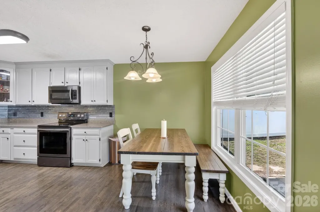 1590 Mayfair Drive Conover NC 28613