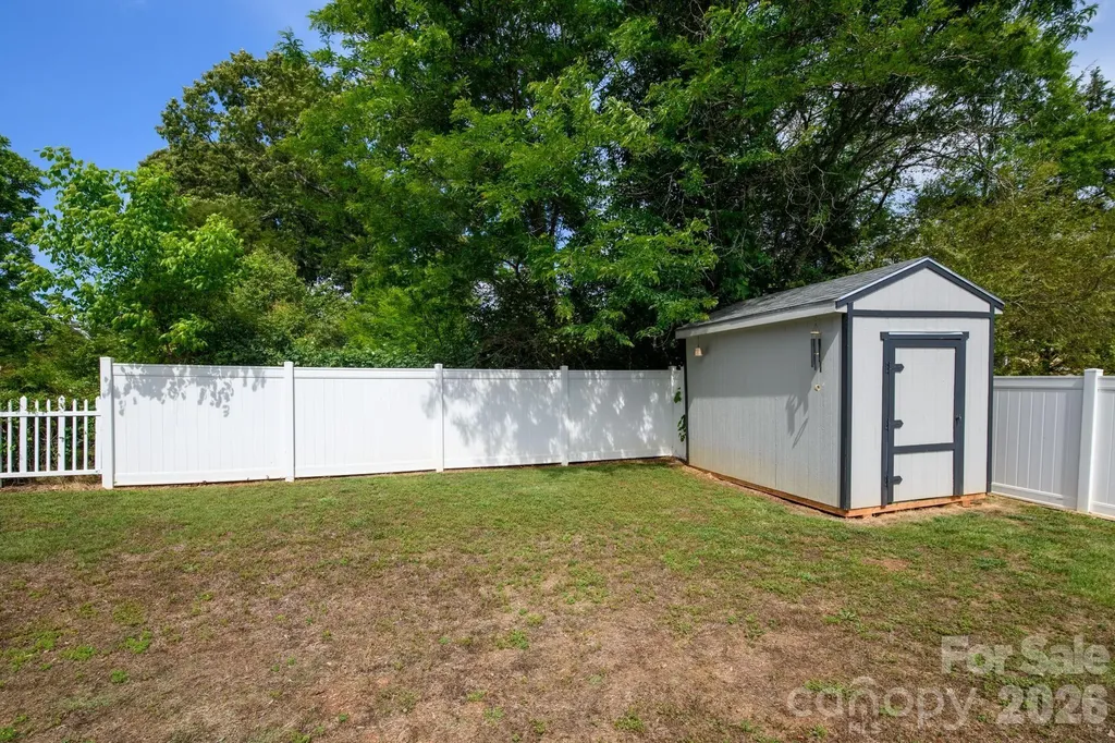 1590 Mayfair Drive Conover NC 28613