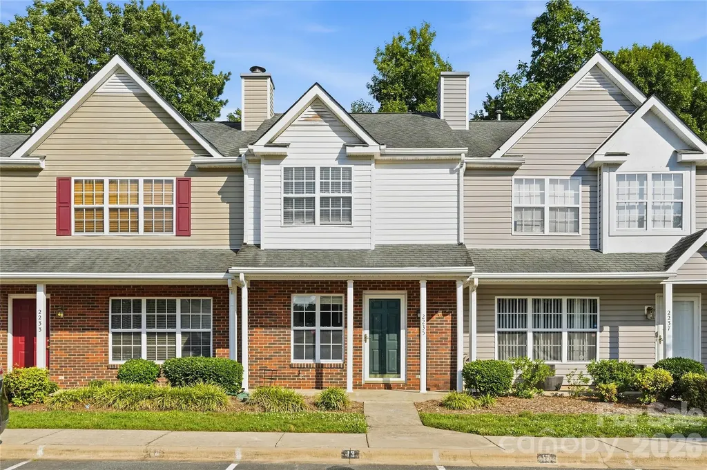 Charlotte NC, 2235 Preakness Court