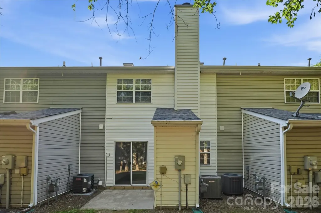 2235 Preakness Court Charlotte NC 28273