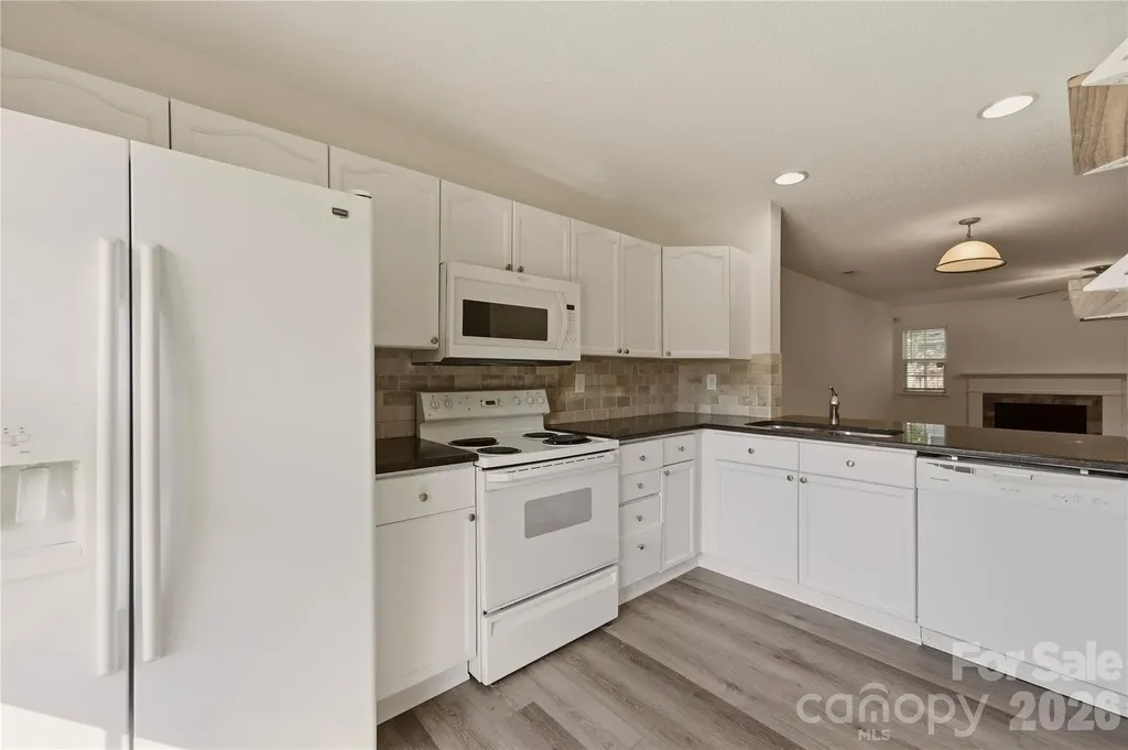 2235 Preakness Court Charlotte NC 28273