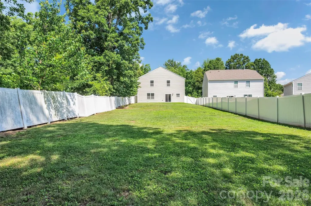 112 Kingsway Drive Mooresville NC 28115