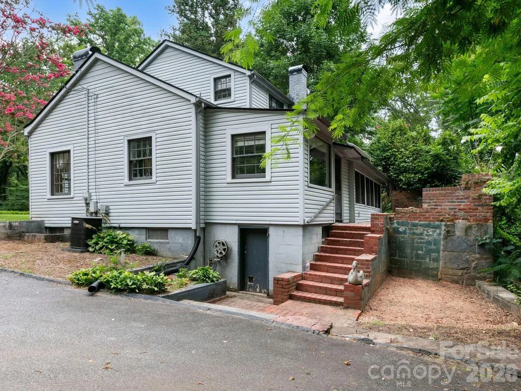210 Baker Road Tryon NC 28782