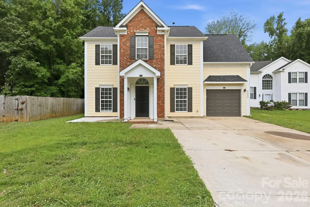 5423 Starflower Drive Charlotte NC 28215
