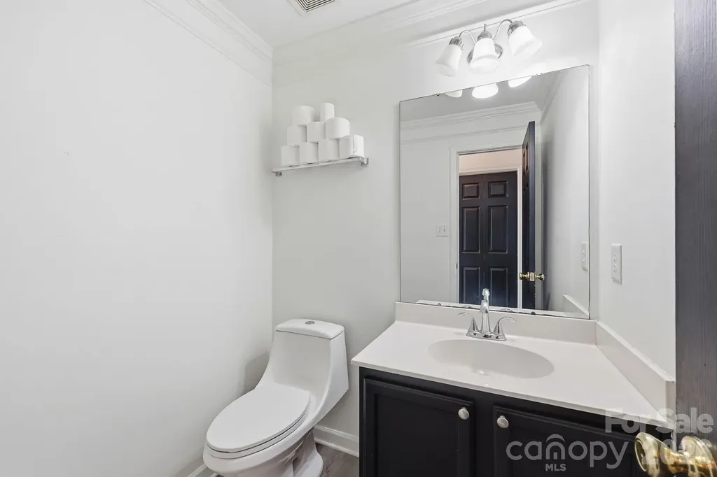 5423 Starflower Drive Charlotte NC 28215